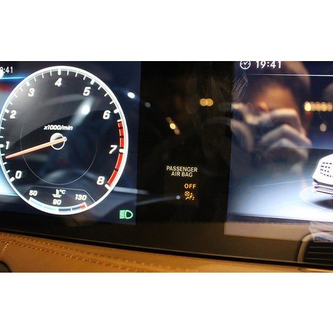 12.1" Capacitive Touch Screen Panel for Mercedes-Benz E,S Class (W213, W222) Preview 5